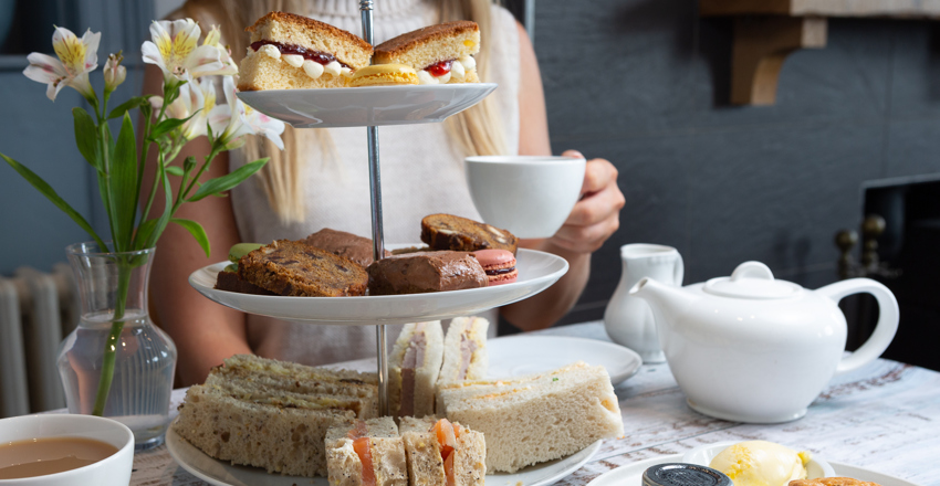 White Lion Hotel: Aldeburgh, Suffolk, afternoon tea